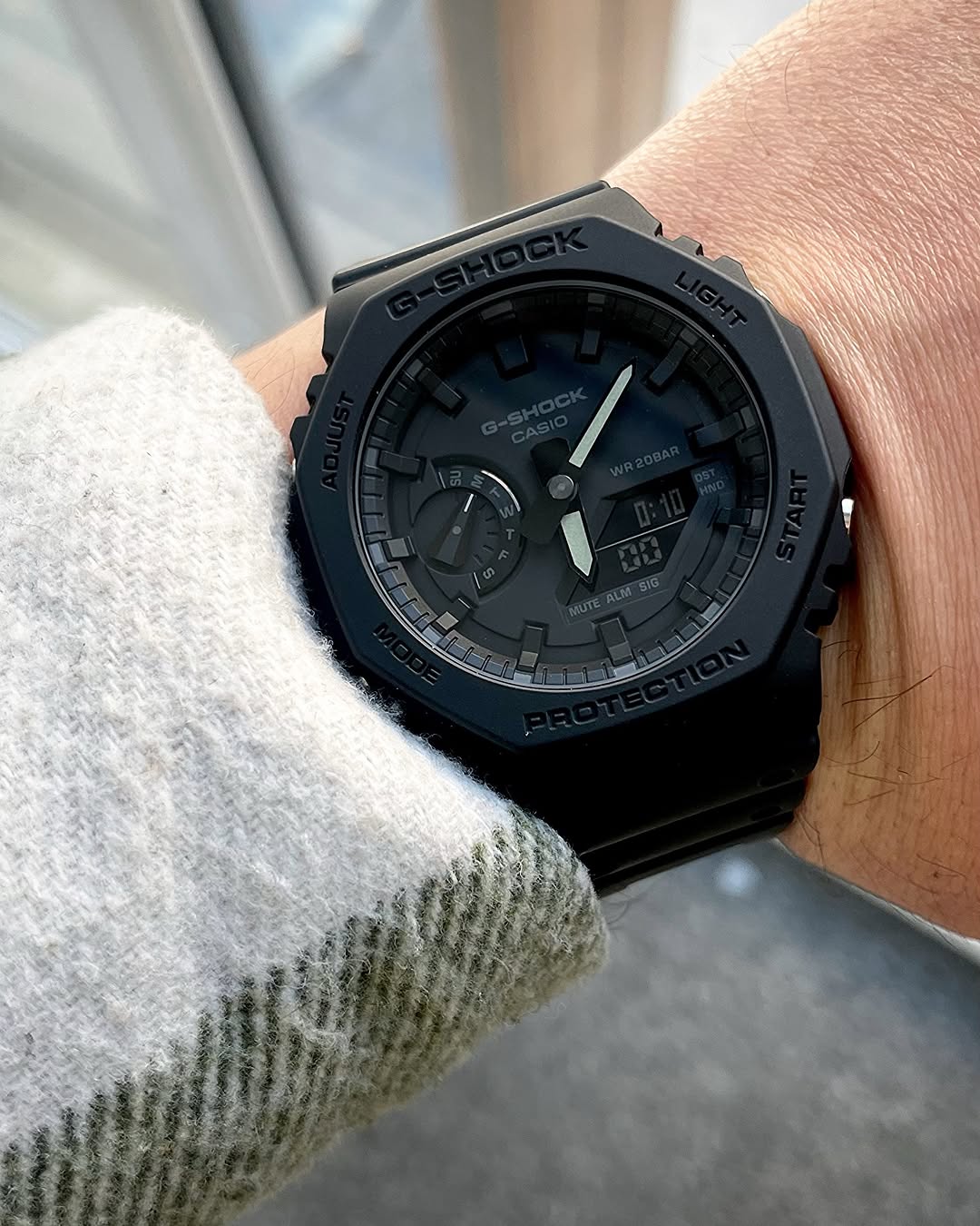 G-shock GA2100 – Most stylish modern Black Analog watch